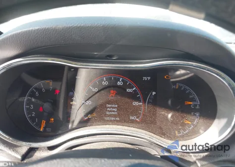 2018 Jeep Grand Cherokee Laredo E 4X4 from USA, damaged, VIN 1C4RJFAG0JC348416